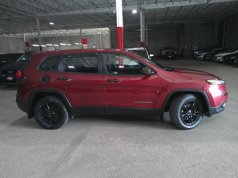 2016 Jeep Cherokee 4WD 4dr Altitude " AS-TRADED "