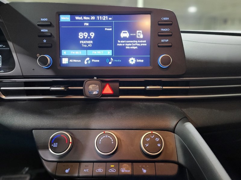 2021 Hyundai Elantra Essential IVT