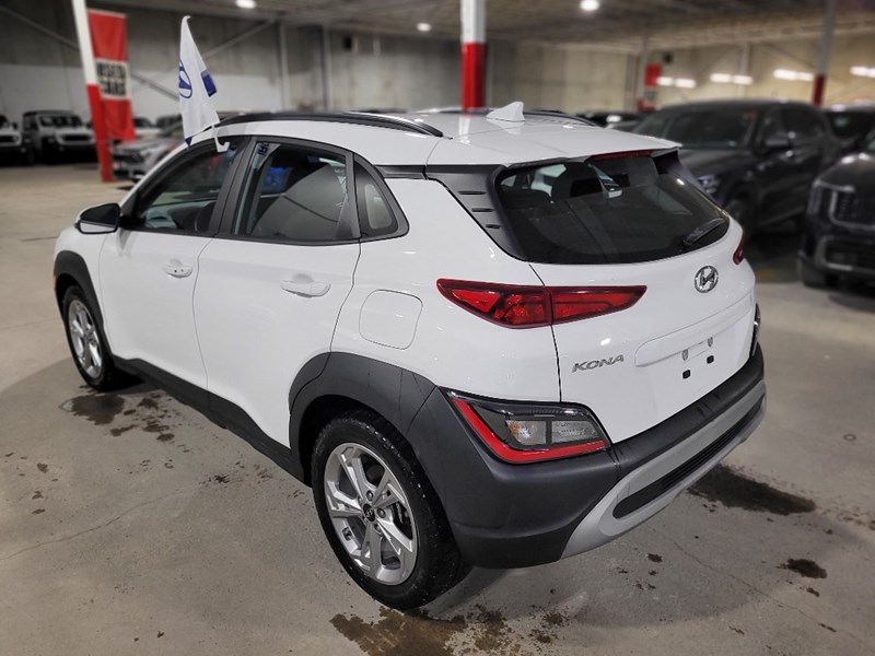 2022 Hyundai Kona 2.0L Preferred FWD