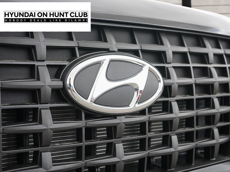 2025 Hyundai Venue Essential IVT