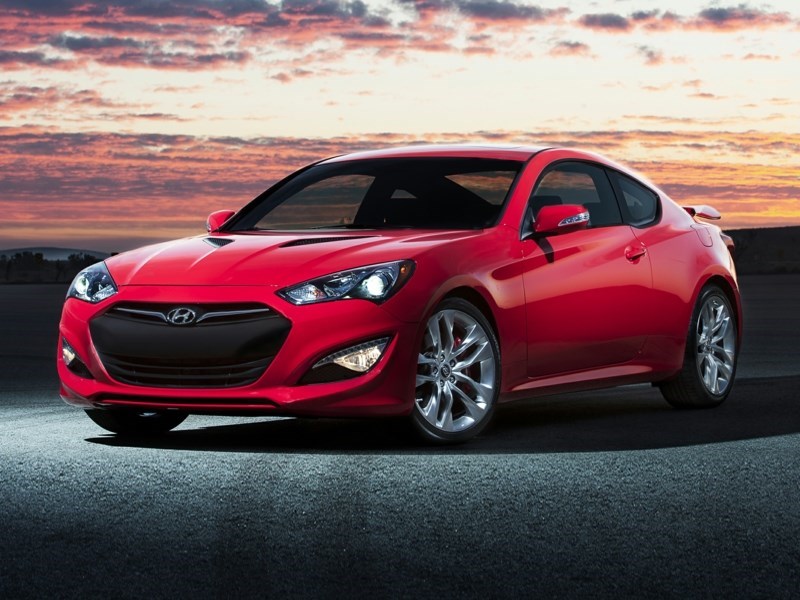 Ottawas New 2015 Hyundai Genesis Coupe 38 R Spec New Vehicle Model