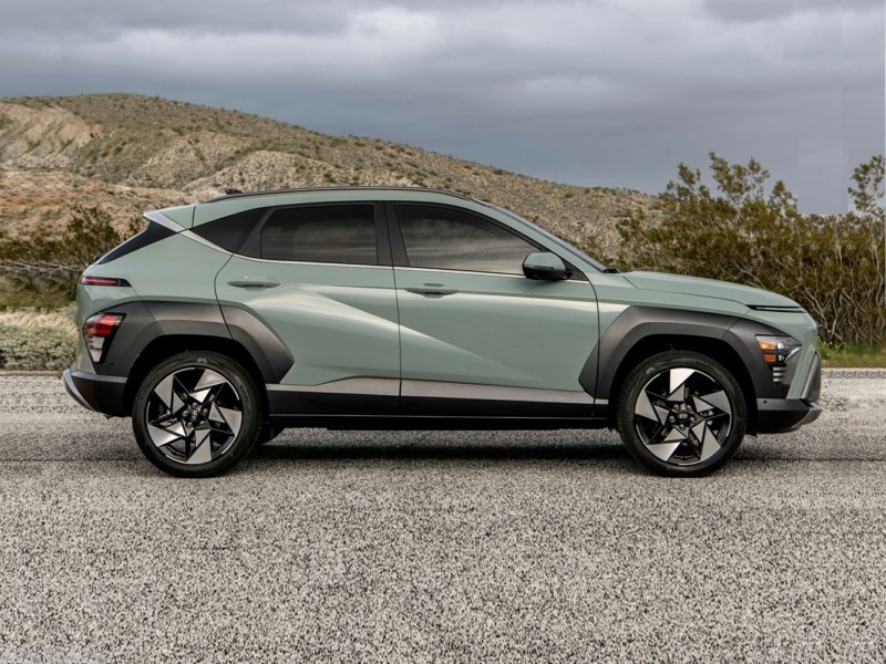 Ottawa's New 2025 Hyundai Kona 2.0L Preferred w/Trend Package New